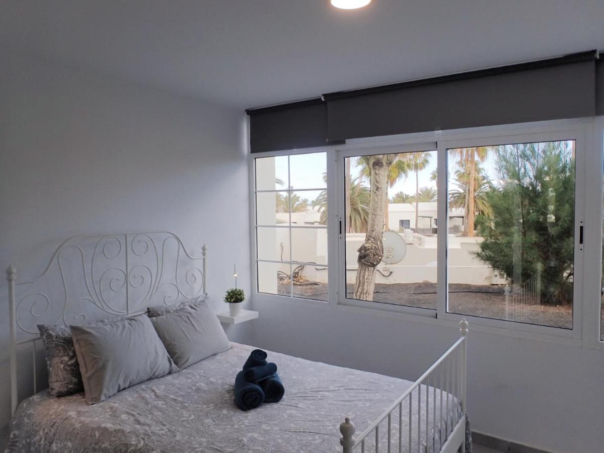 Apartamento En Playa Roca Primer Linea De Mar Costa Teguise Eksteriør bilde