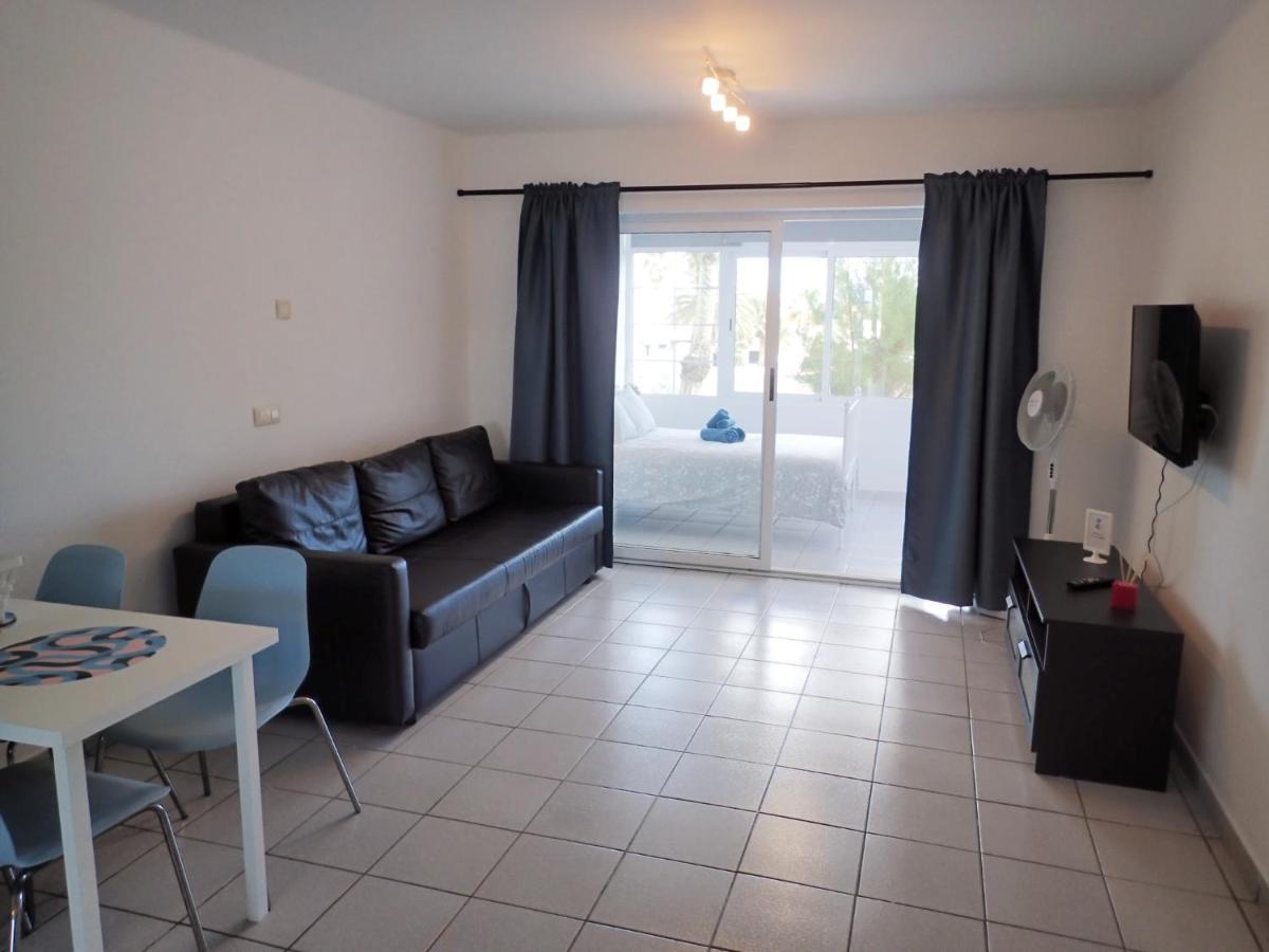 Apartamento En Playa Roca Primer Linea De Mar Costa Teguise Eksteriør bilde