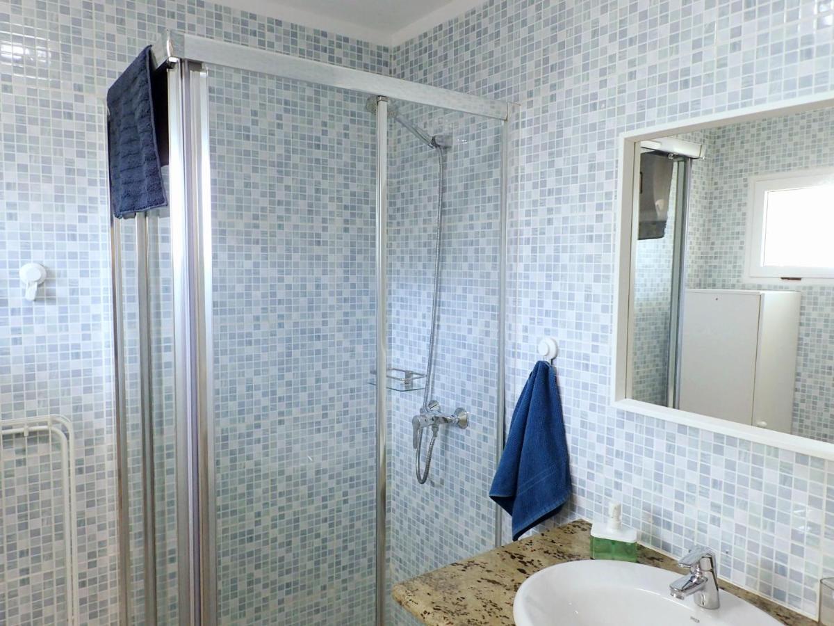 Apartamento En Playa Roca Primer Linea De Mar Costa Teguise Eksteriør bilde